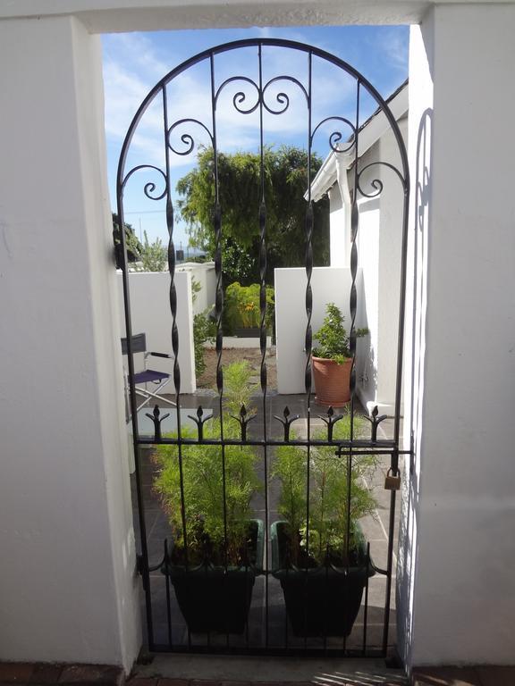 Walker Bay Manor Mansion Pty Hotel Hermanus Bagian luar foto