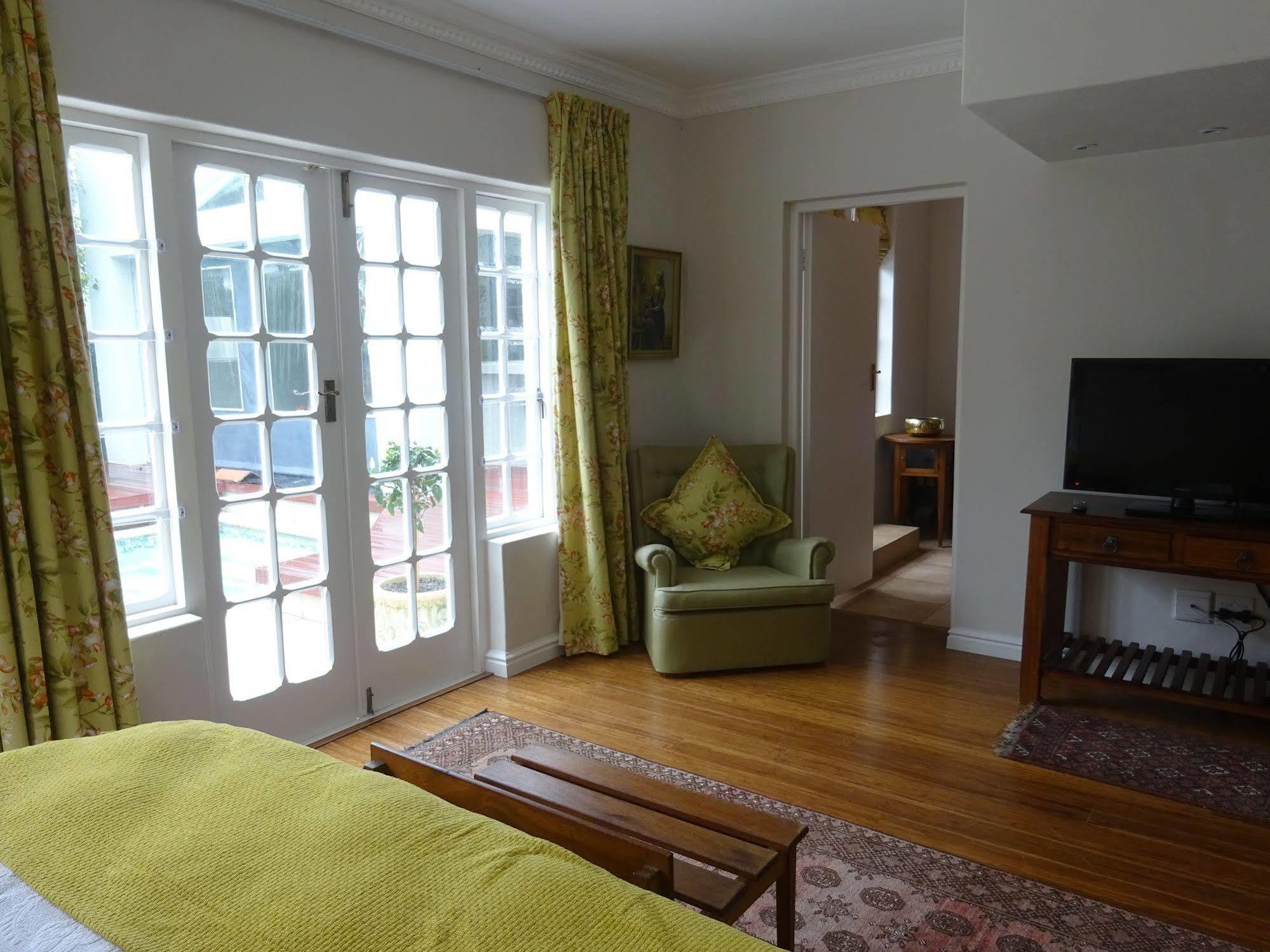 Walker Bay Manor Mansion Pty Hotel Hermanus Bagian luar foto